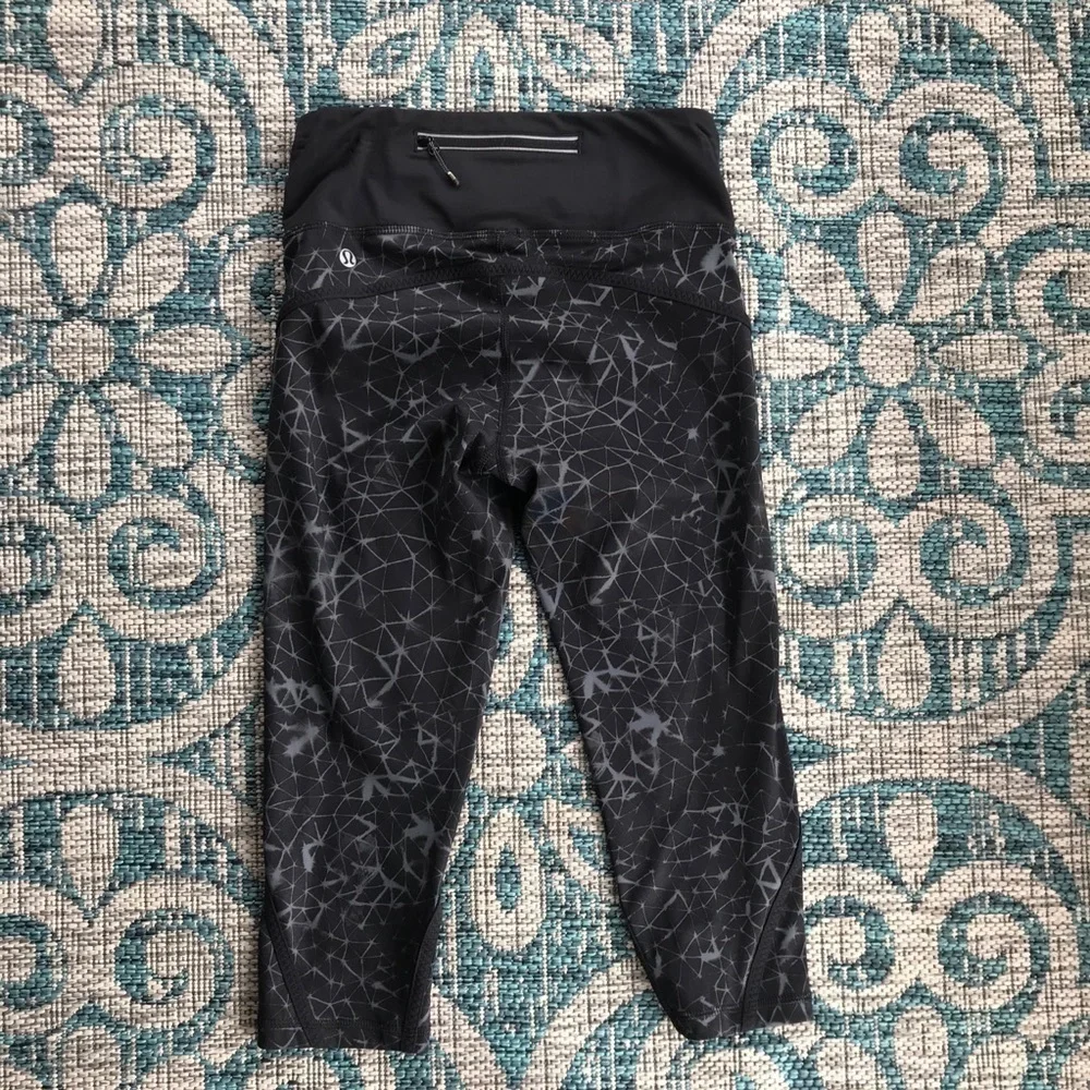 Lululemon Pedal‎ Pace Crop in Star Crushed